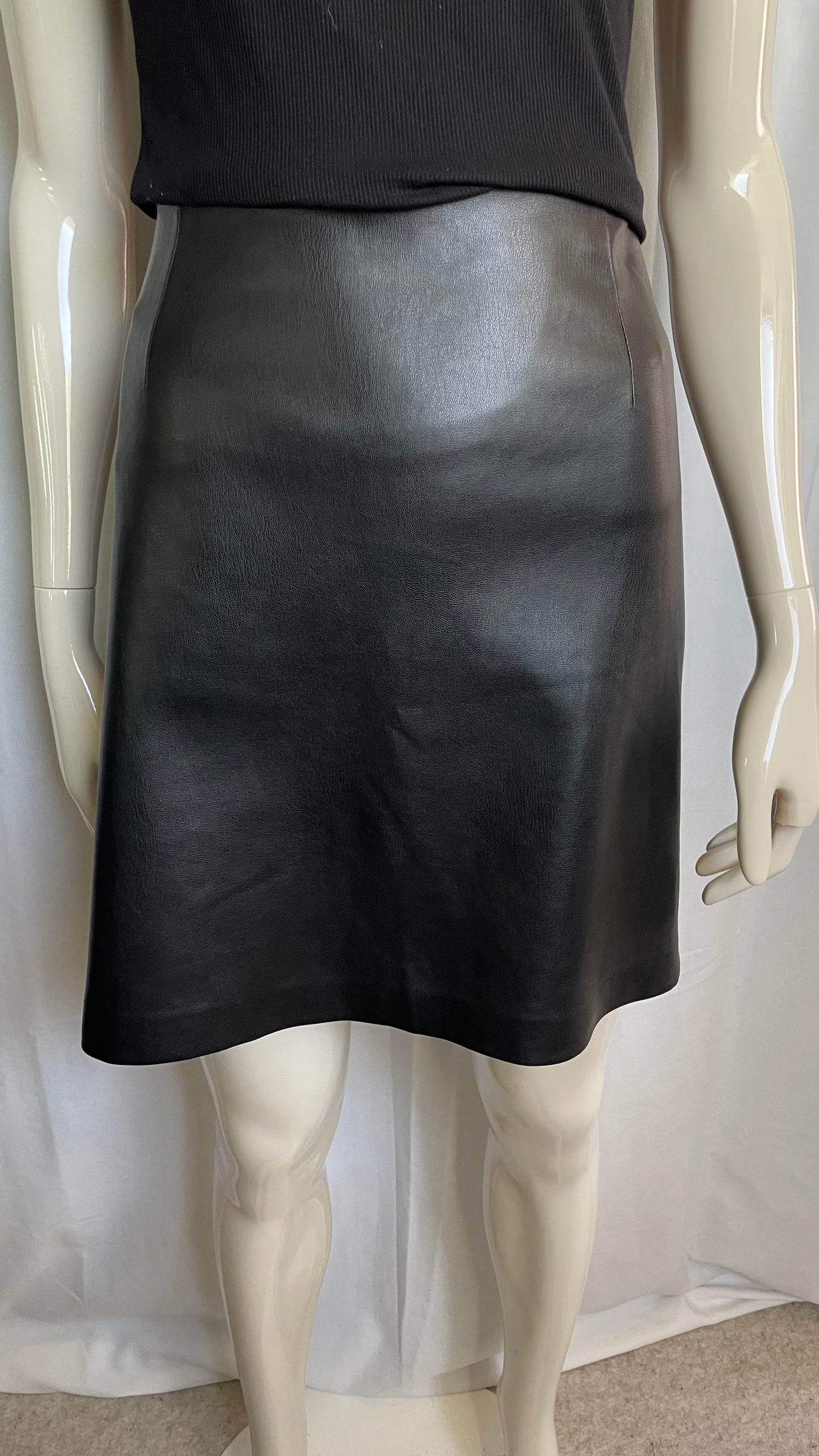 Jupe en similicuir, Kiabi, taille 44
