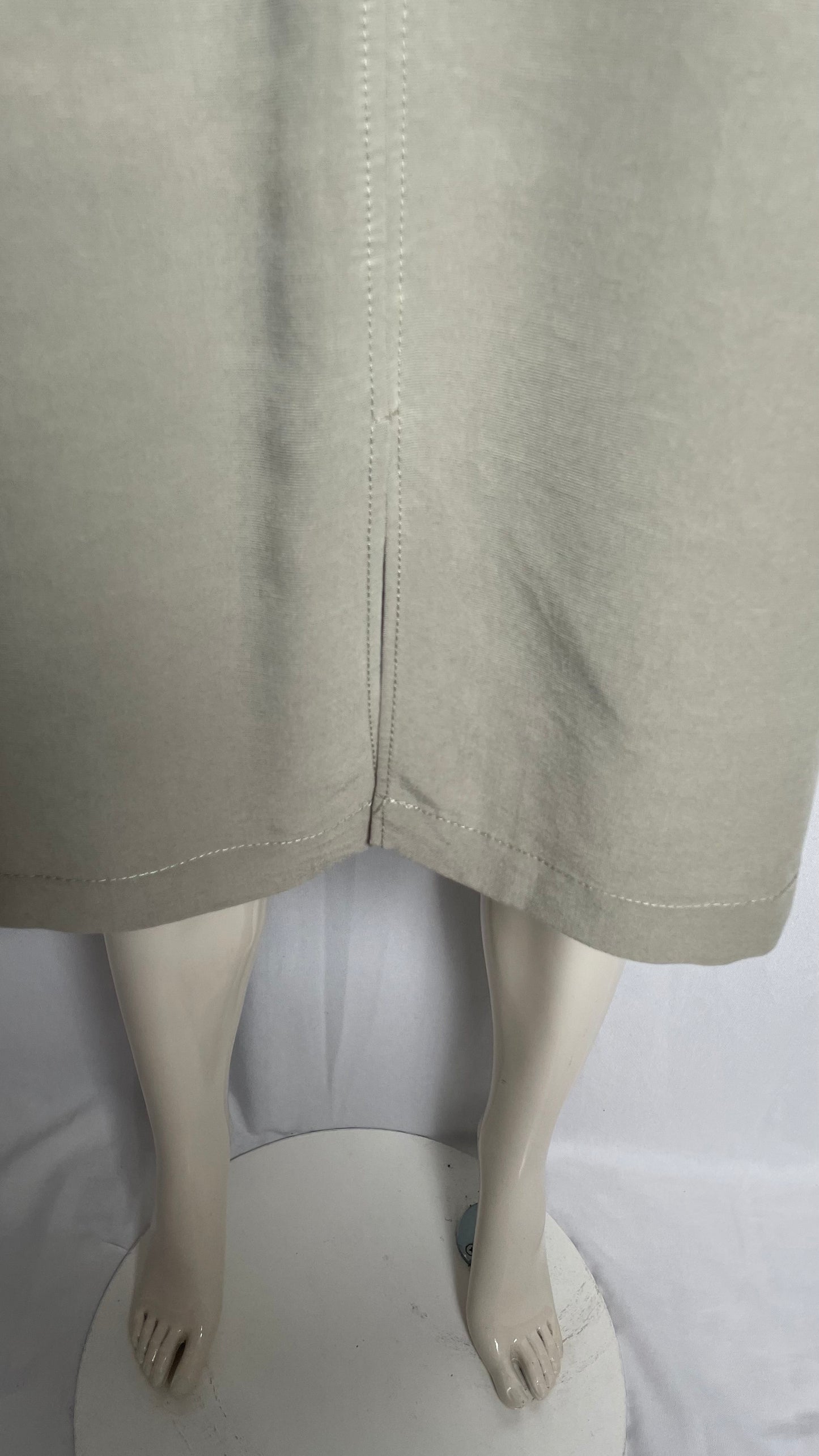 Jupe midi droite, Armand Thiery, taille 40
