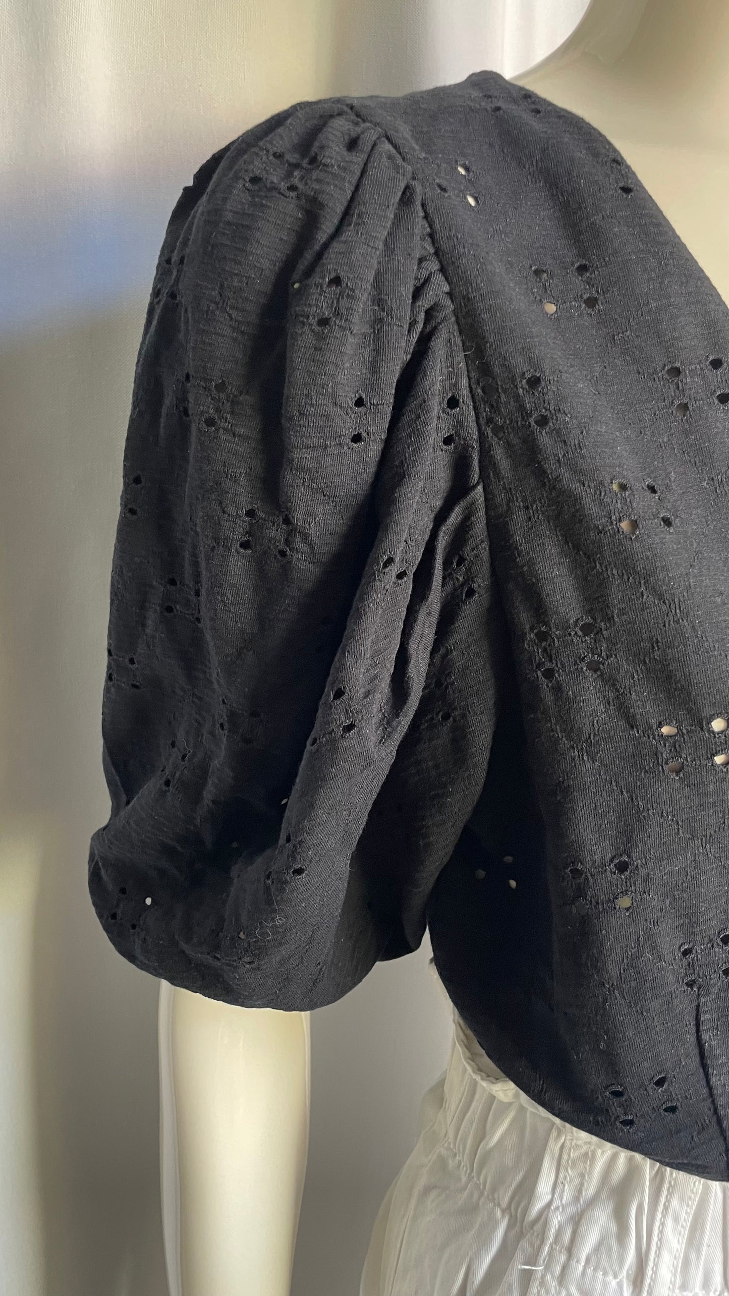 Top brodé H&M - S/36