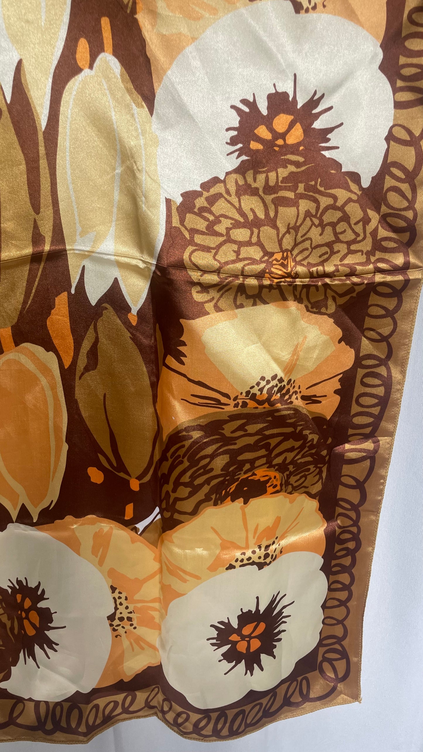Foulard carré, La maison du jersey
