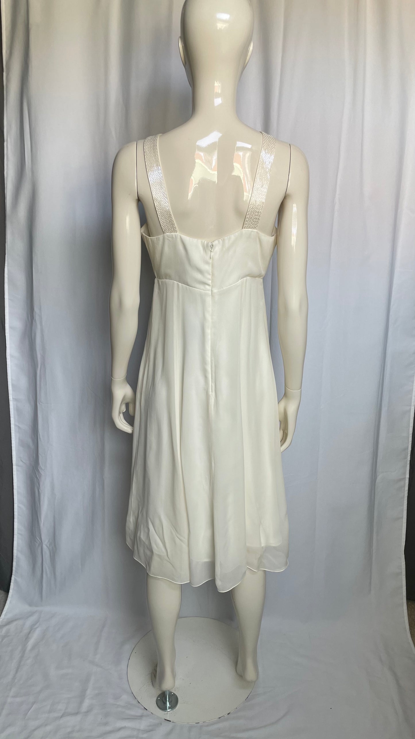 Robe en soie avec perles brodées 123 - M/38
