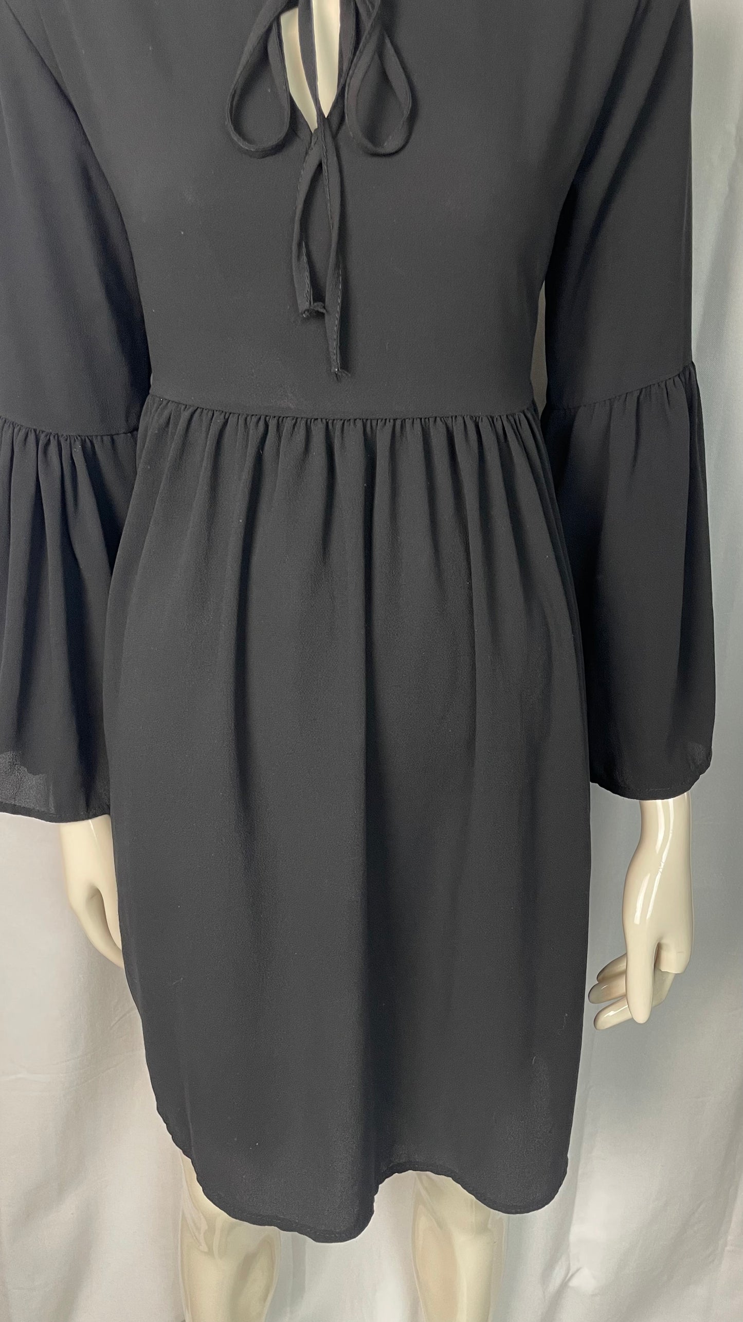 Robe à manches cloches, Cloothes, taille M