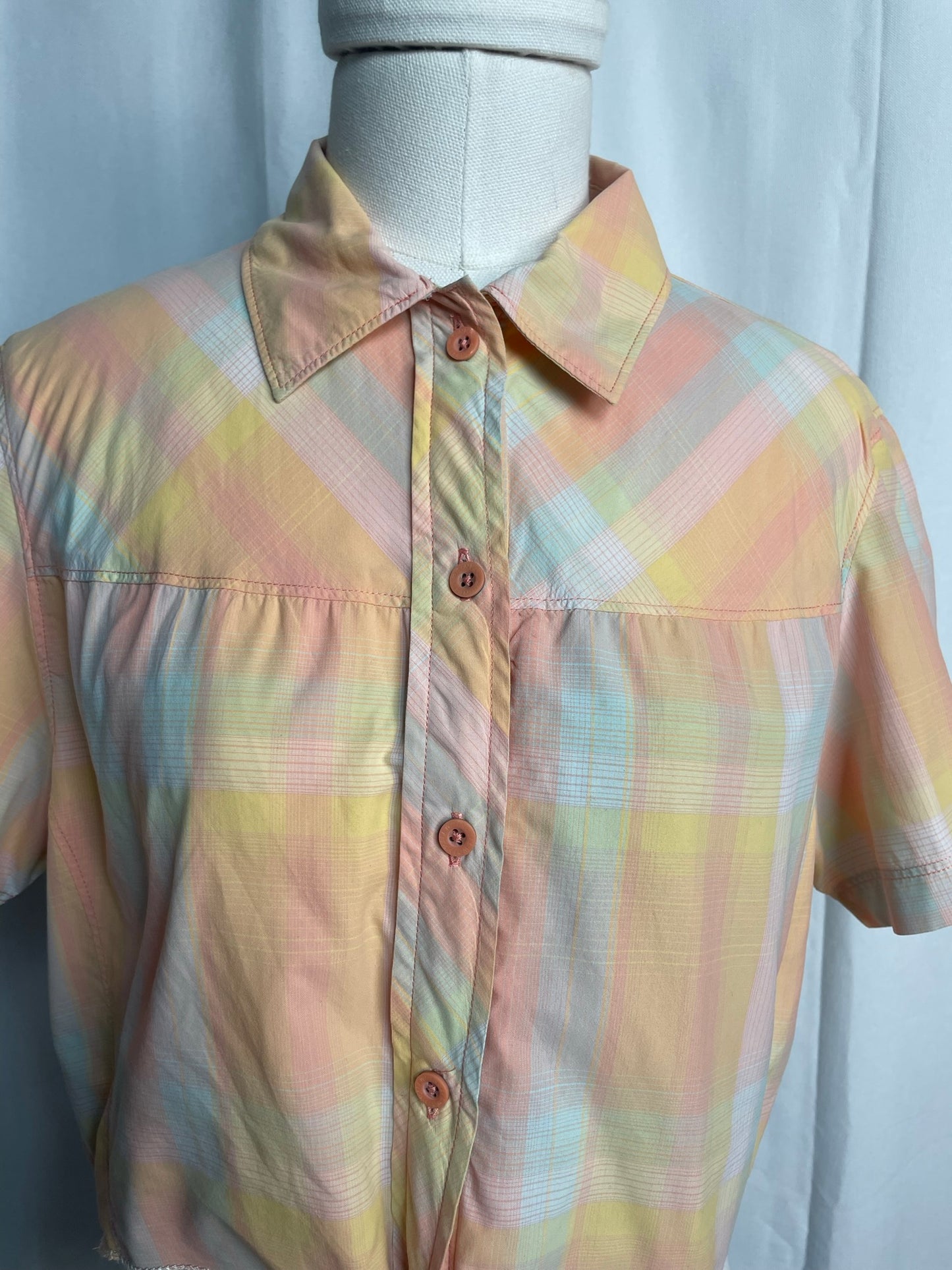 Chemise à manches courtes, à nouer, taille M