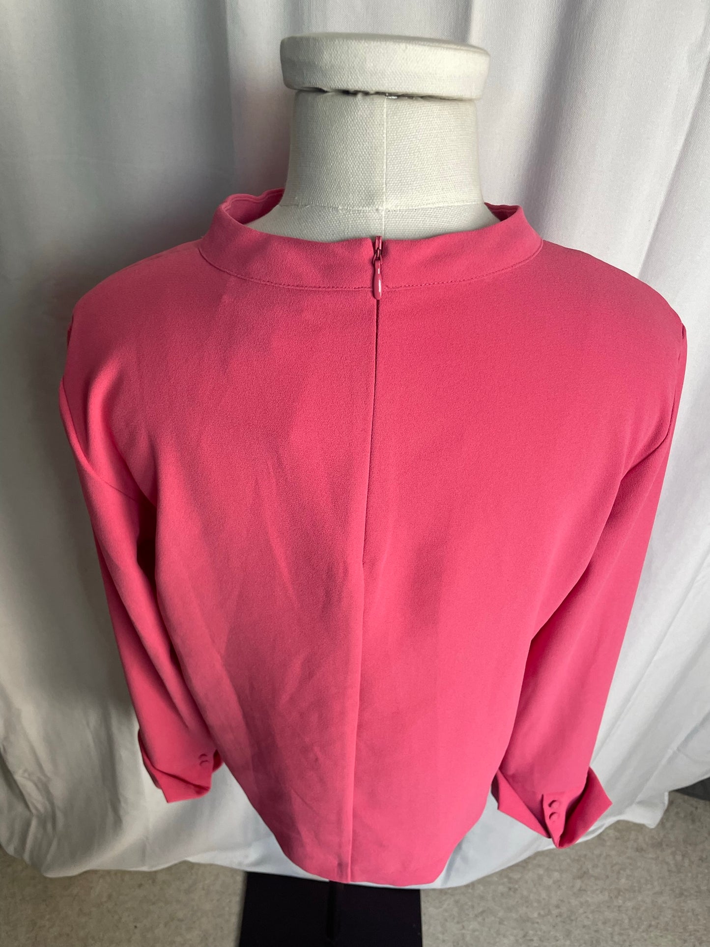 Blouse avec col montant, taille 36