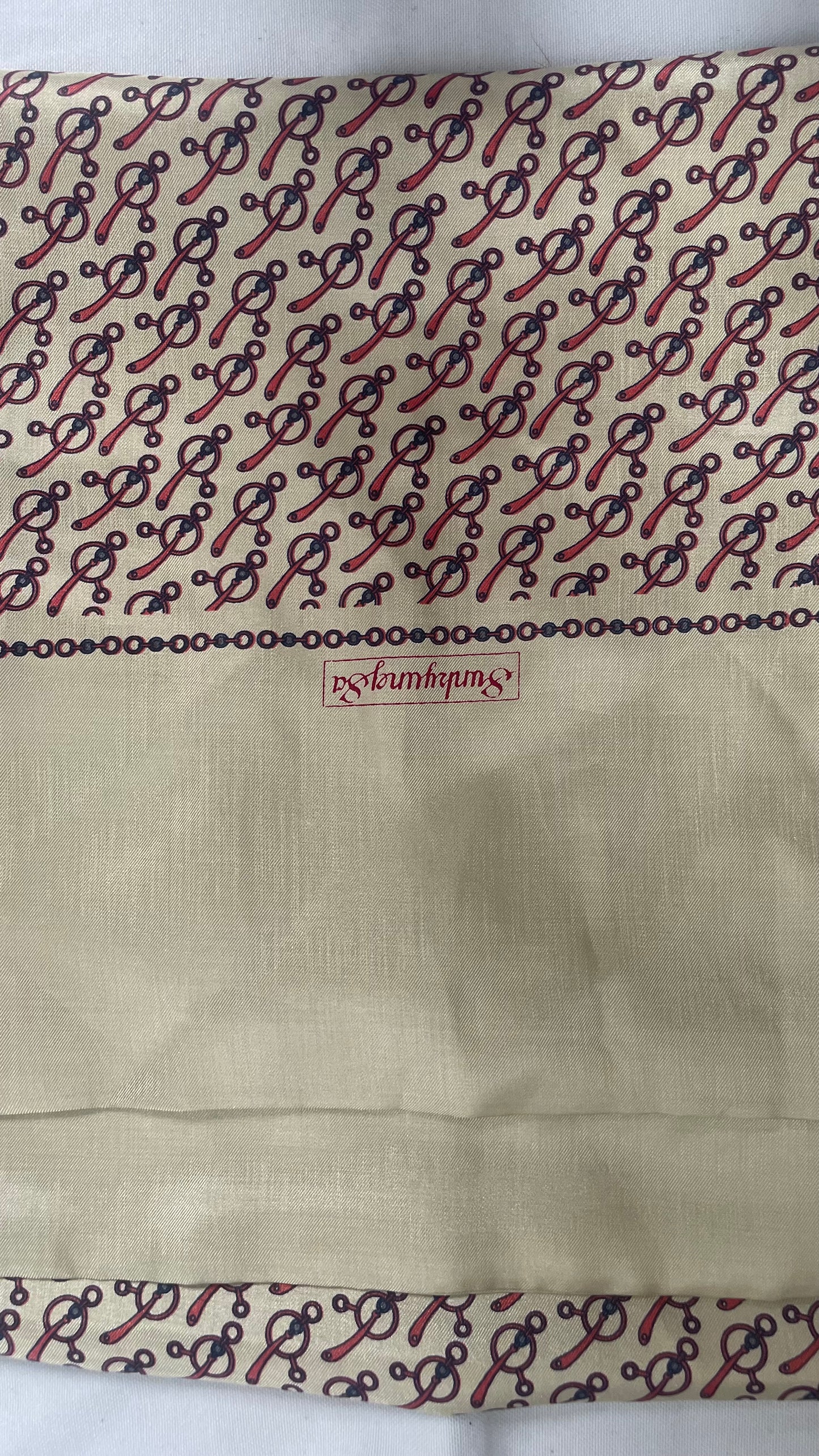 Foulard rectangulaire, Sunkyung Sa