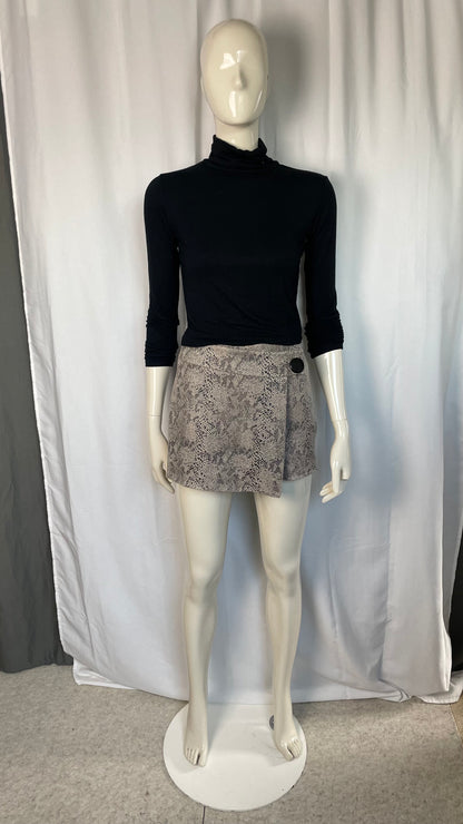 Jupe-short en suédine, Zara, taille XS