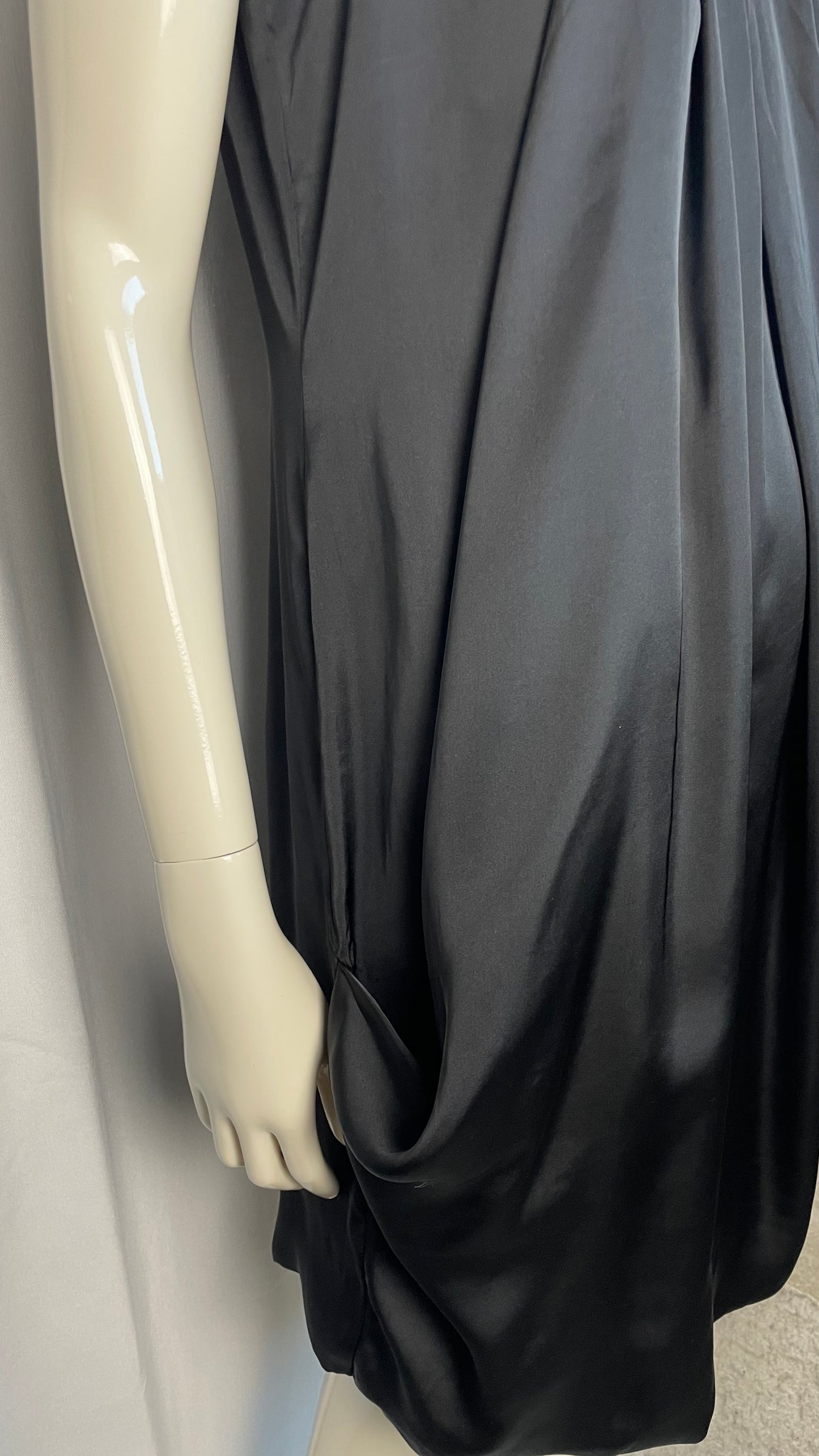 Robe drapée en satin, H&M, taille 38