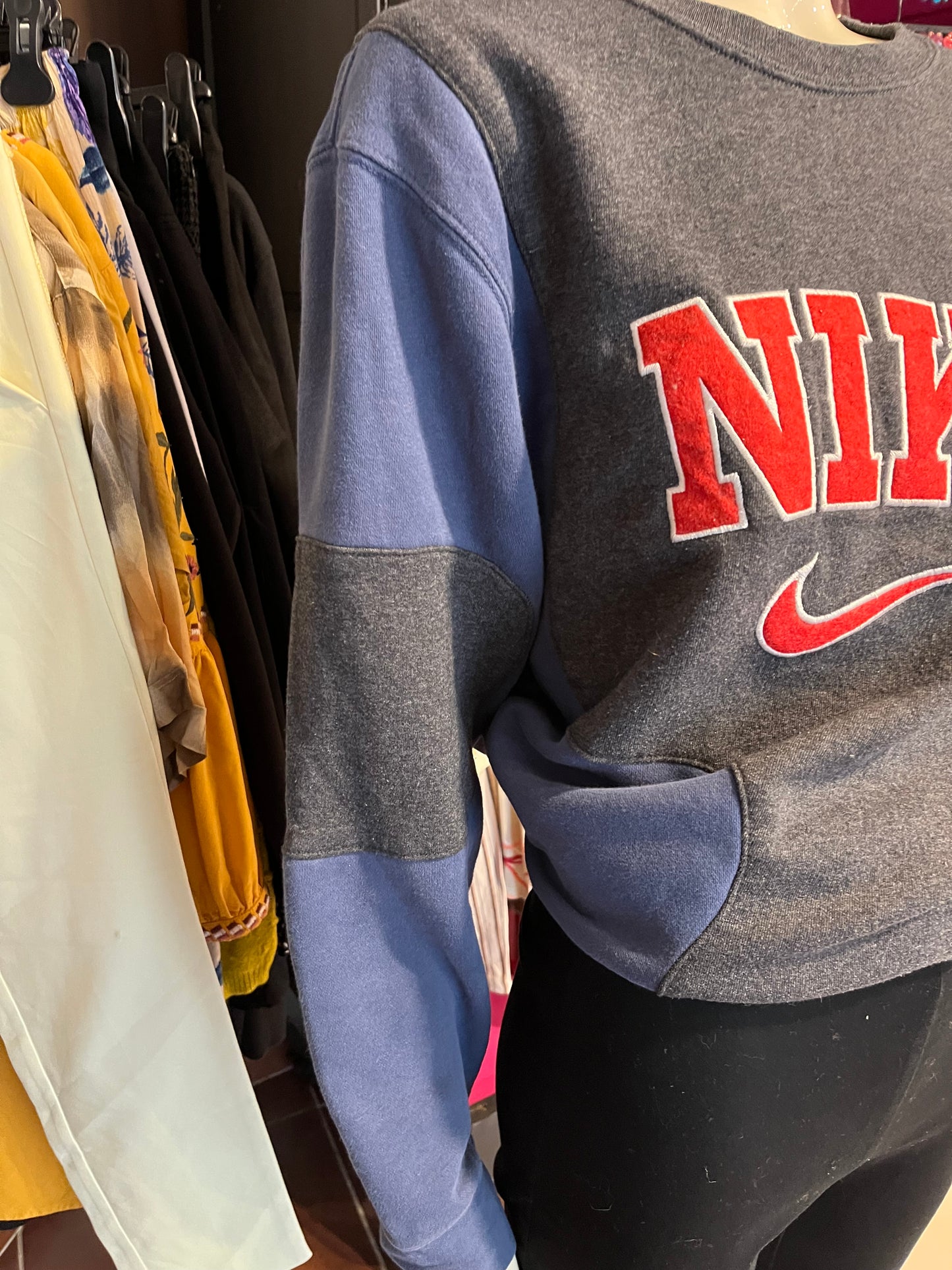 Sweat Nike upcyclé - XXL