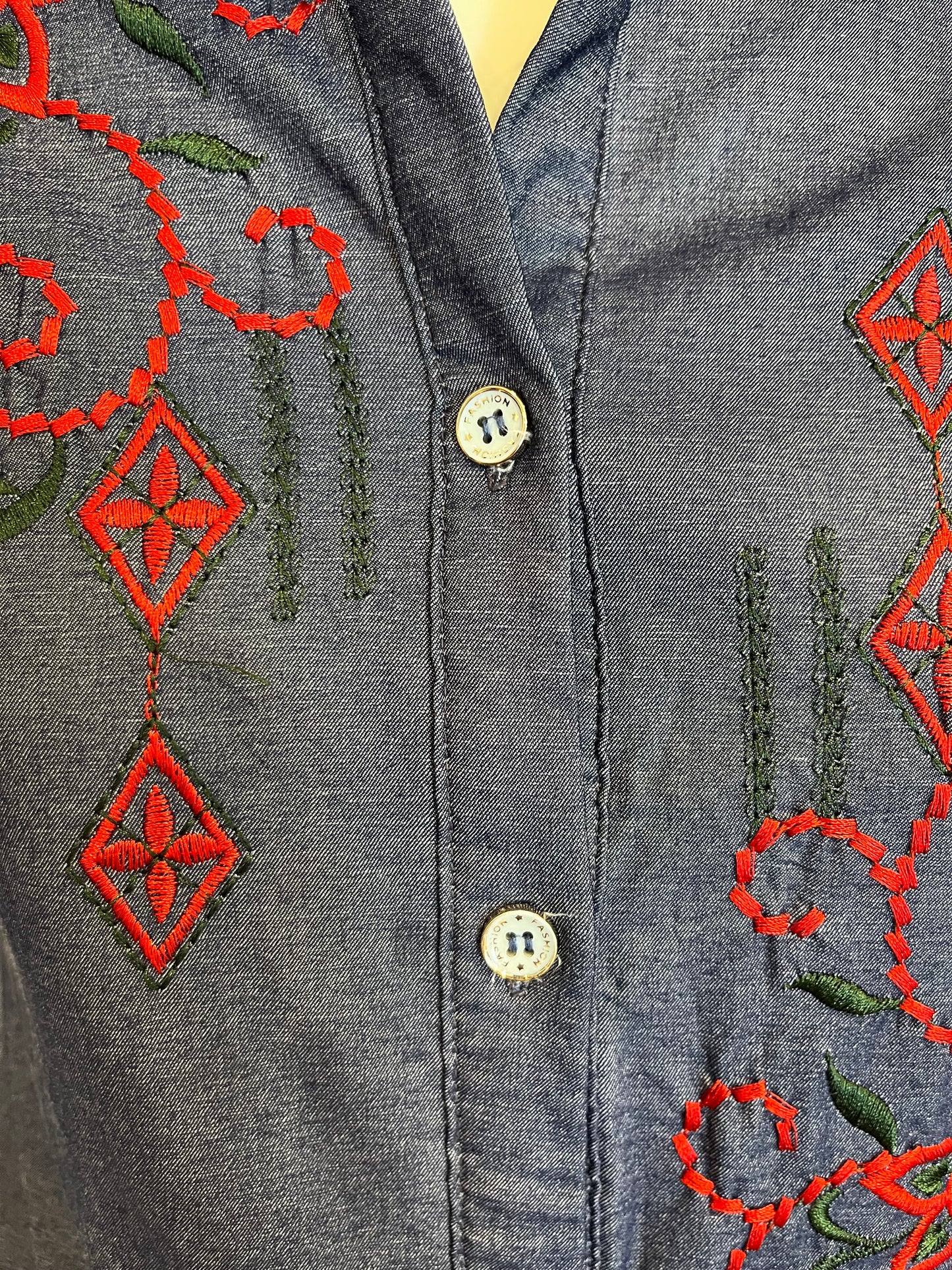 Chemise brodée Y2K - Vintage - XS