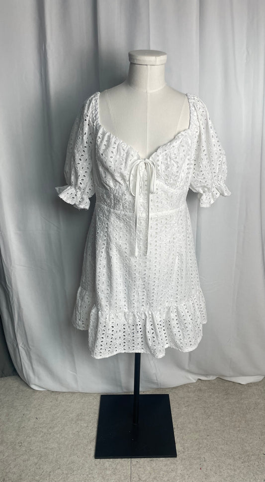 Robe brodé, SHEIN, taille 40/42