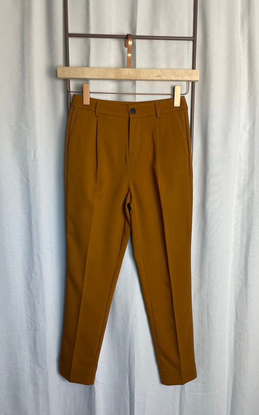 Pantalon carotte neuf, Cache Cache, taille 34